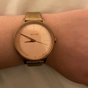 Nixon Kensington leather rose gold shimmer watch
